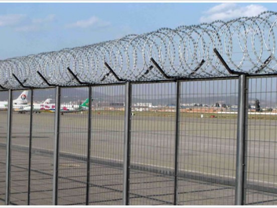 苏州机场护栏